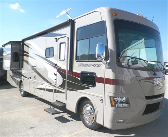 2013 THOR MOTOR COACH Windsport